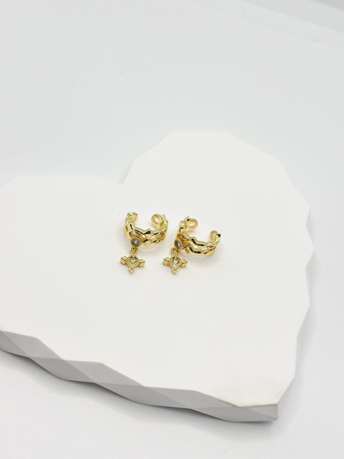 Earcuff con Colgante