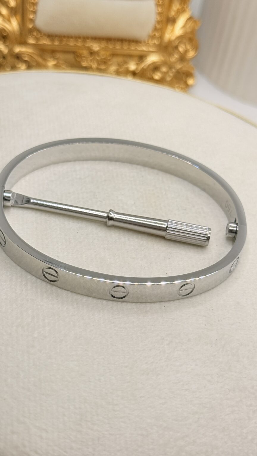CARTIER PLATEADO 17 29734